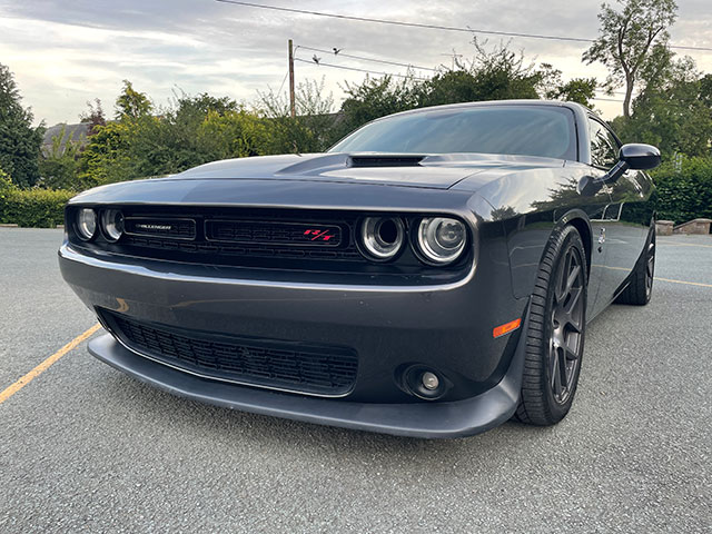 Front left low angle