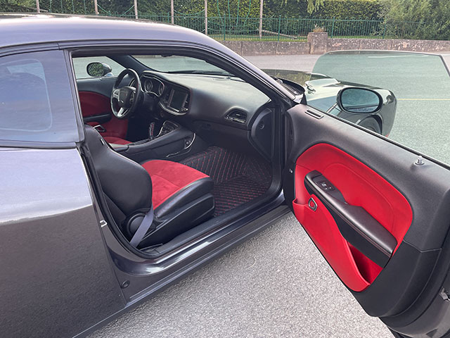 Interior passenger side